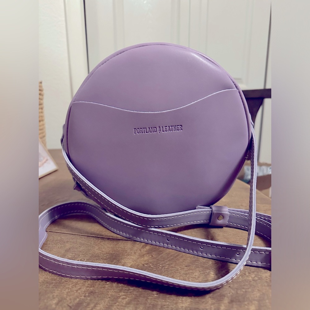Portland Leather Goods Lavender Large Circle Crossbody Purse